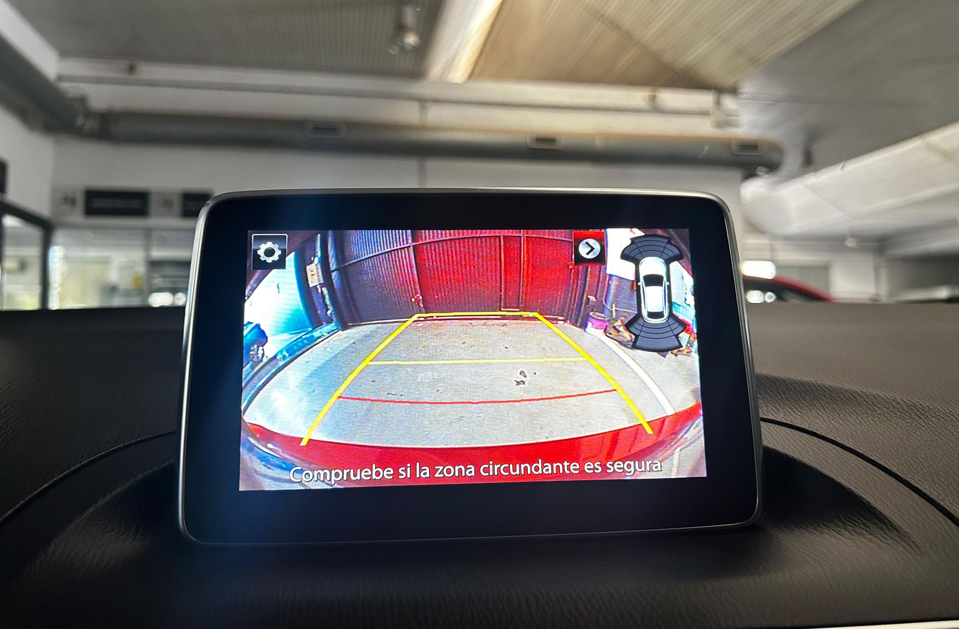 Mazda Mazda3 1.5 DE Luxury - foto 6