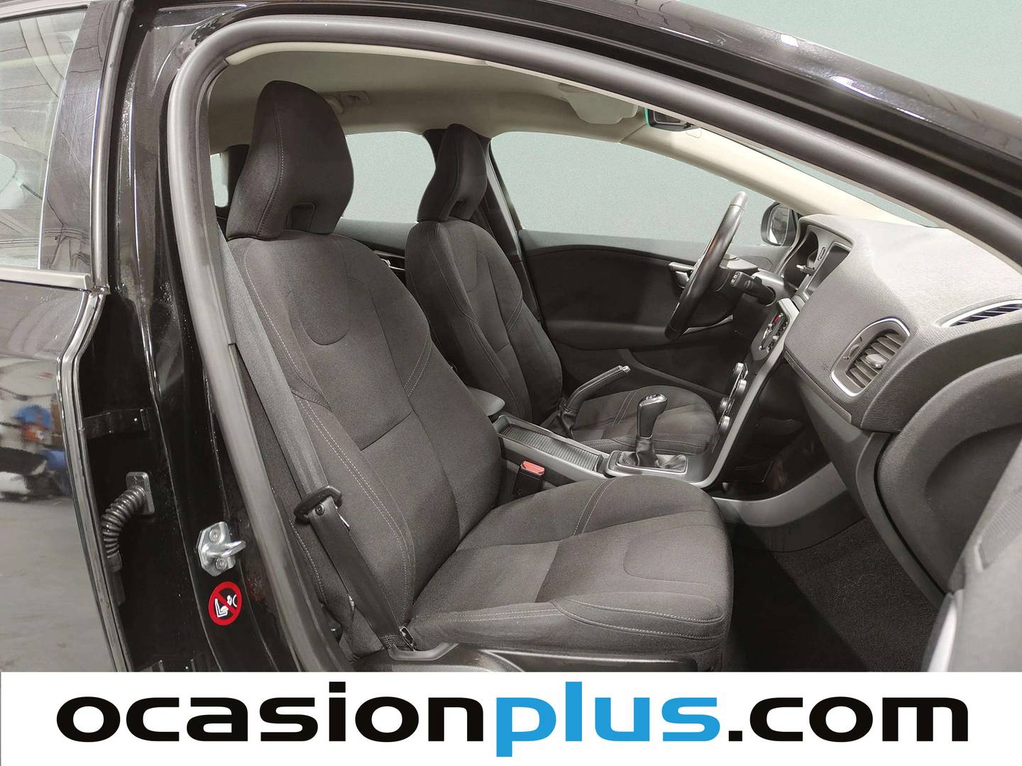 Foto Volvo V40 Cross Country Volvo V40 Cross Country D2 Momentum (120 CV)