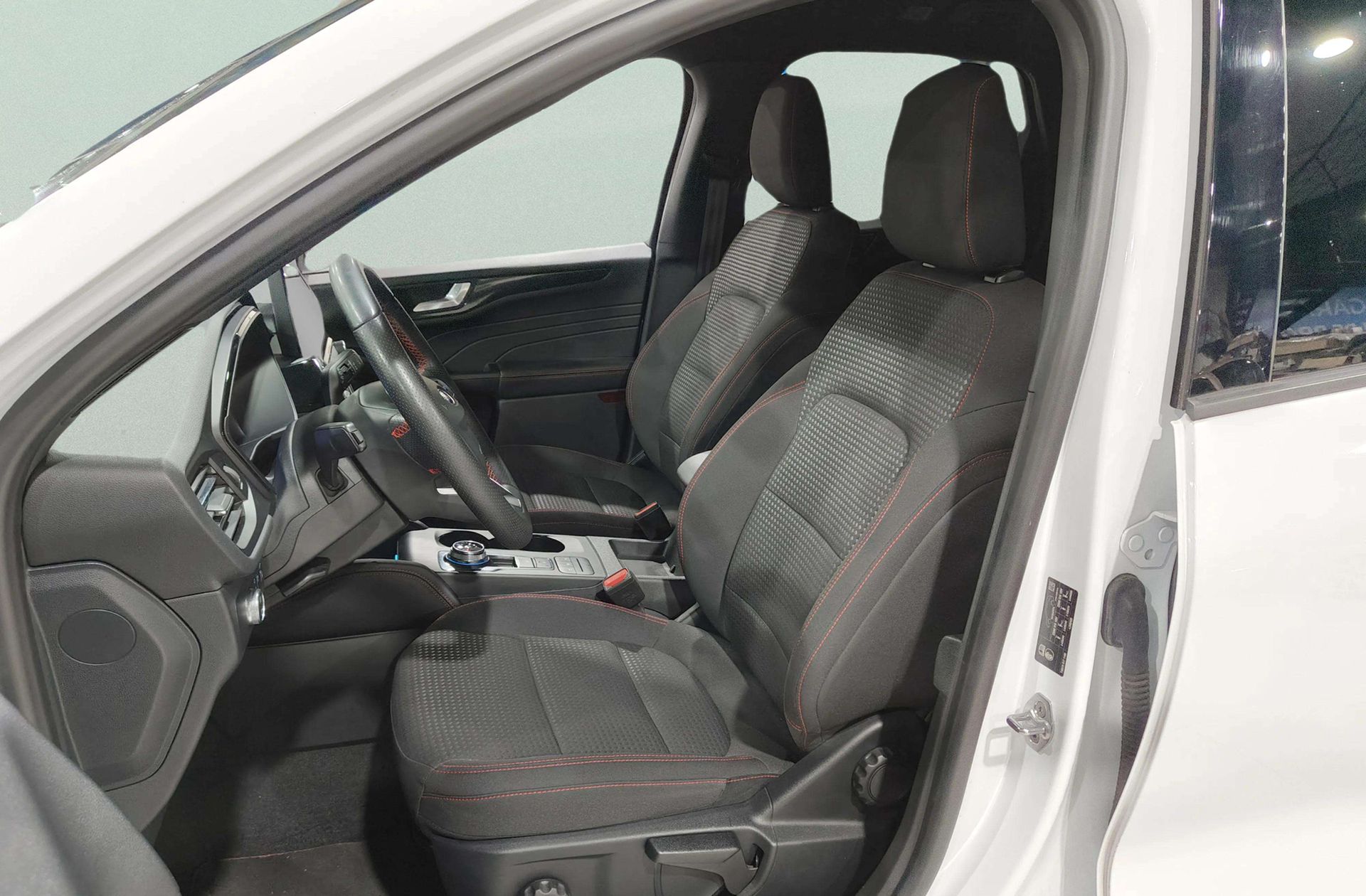 Ford Kuga 2.5 Duratec Fhev ST-Line - foto 8