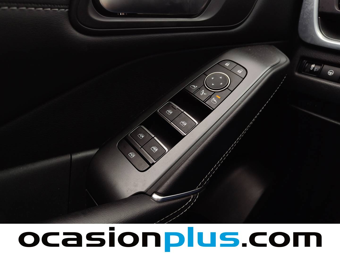 Foto Nissan QASHQAI Nissan Qashqai DIG-T 140 mHEV N-Connecta 4x2 (140 CV)