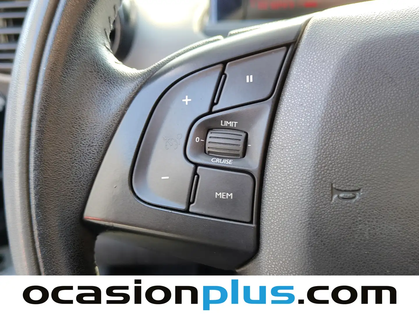 Foto Citroën C4 Cactus Citroen C4 Cactus 1.6 BlueHDI Shine (100 CV)