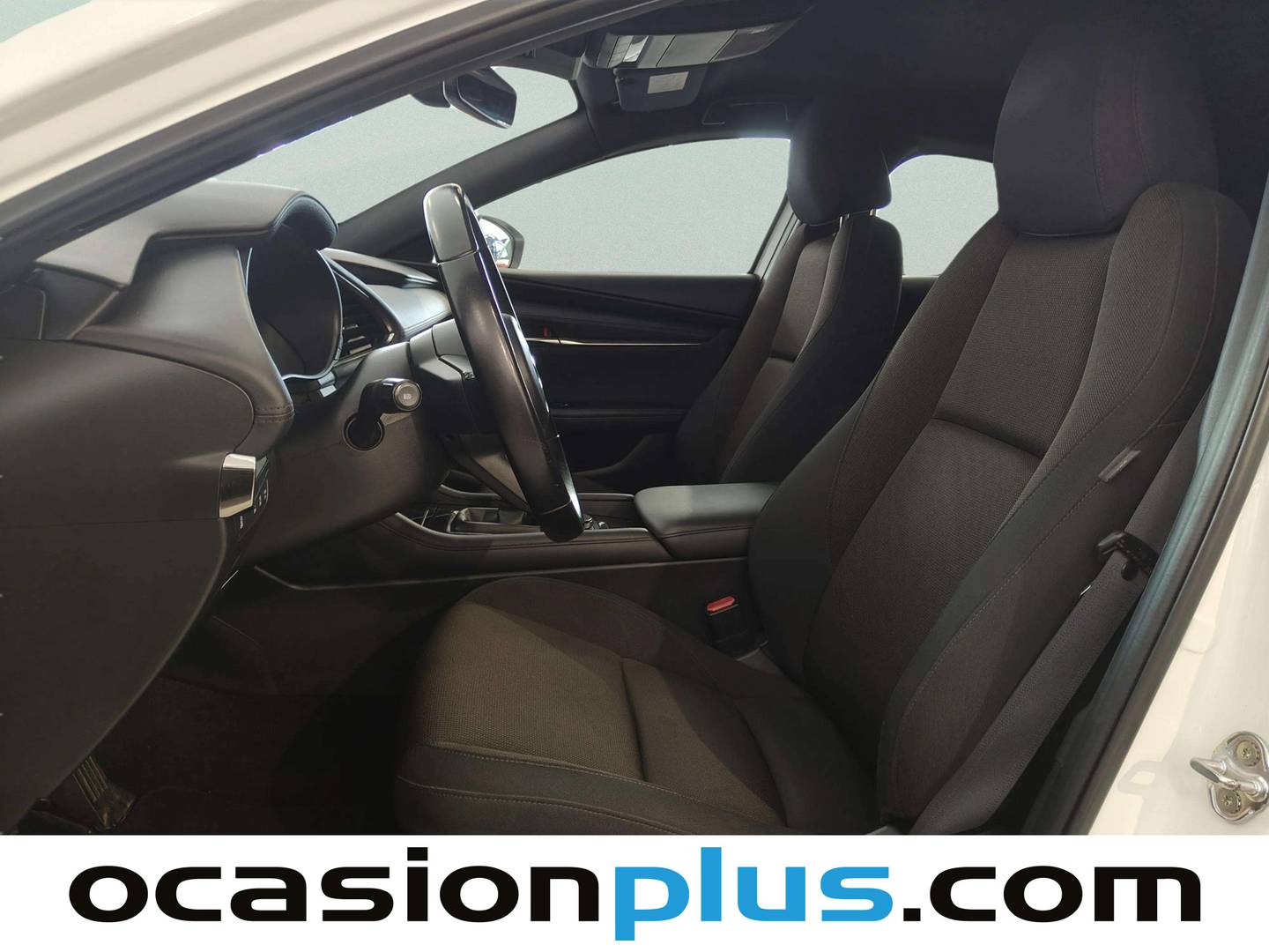 Foto asientos delanteros Mazda Mazda3 Mazda Mazda 3 2.0 Skyactiv-G Evolution (122 CV)