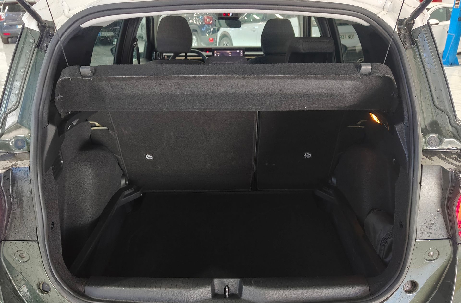 Citroën C3 Aircross Hybrid 145 Plus e-DCS6 - foto 18