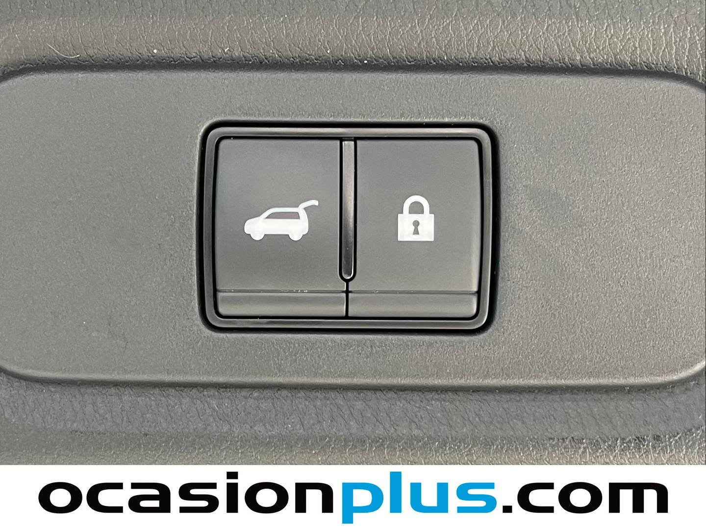 Accesorios del Nissan QASHQAI Nissan Qashqai DIG-T 160 mHEV Tekna Xtronic (158 CV)