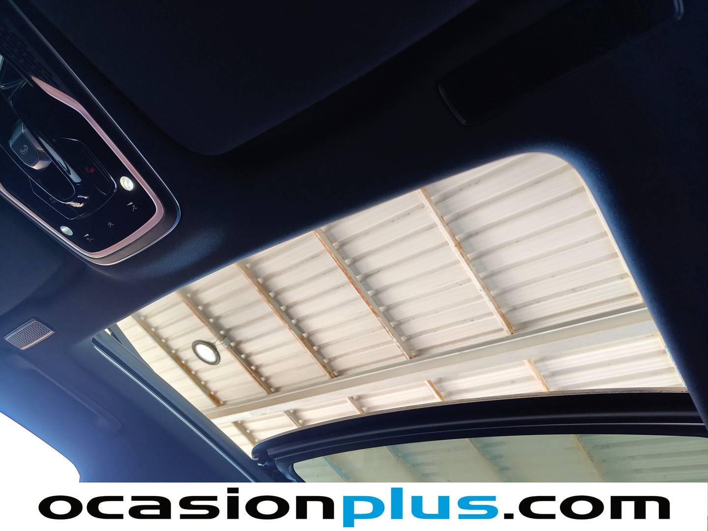 Extras y acabados del Lynk & Co 01 Lynk & Co 01 1.5 PHEV  (261 CV)