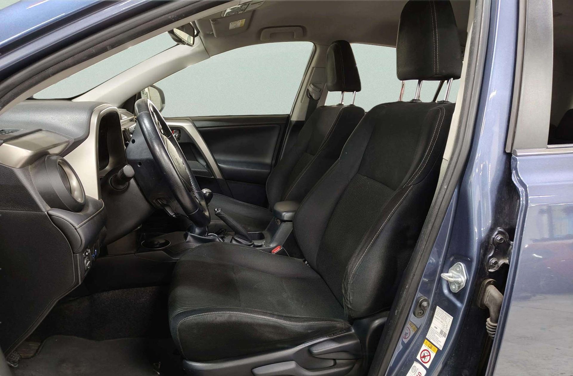 Toyota RAV4 120D Advance 4x2 - foto 10
