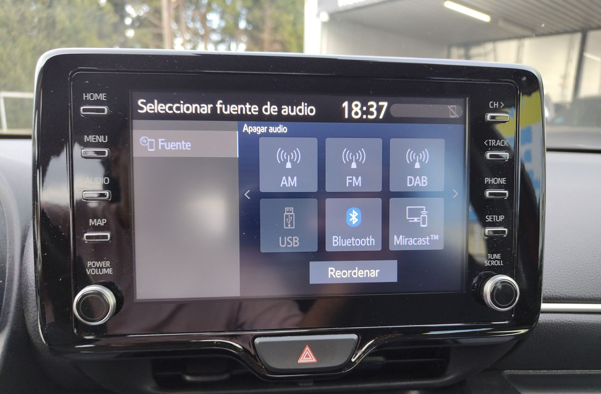 Toyota Yaris 120H Active Plus - foto 26