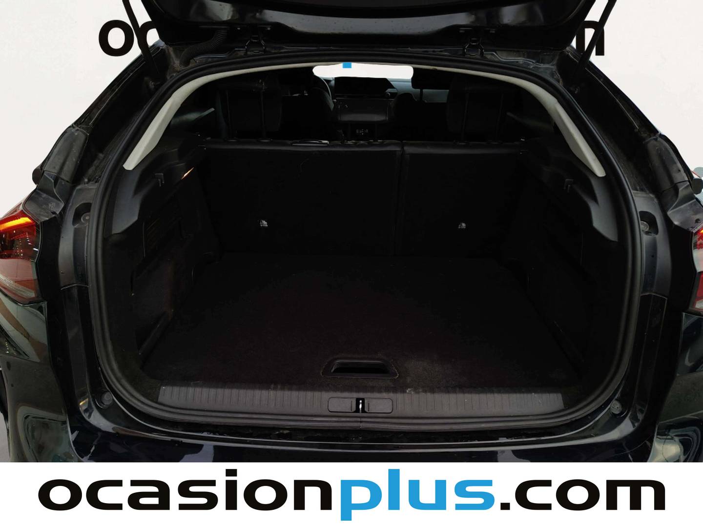 Fotos maletero Citroën C4 Citroën C4 BlueHDi 110 S&S Feel Pack (110 CV)