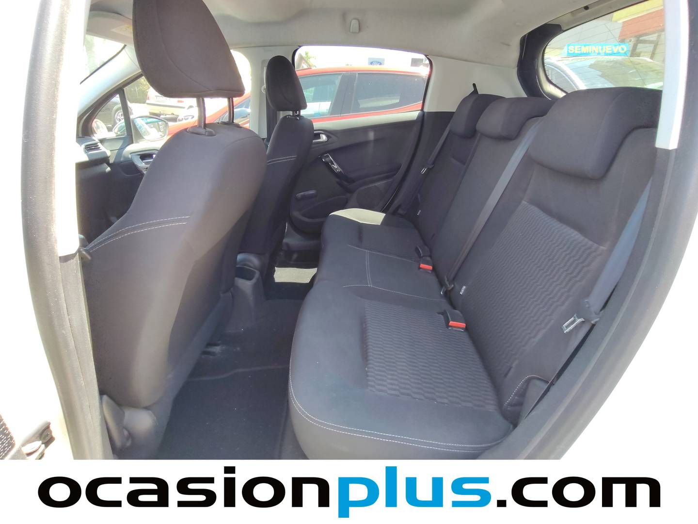 Foto asientos traseros Peugeot 208 Peugeot 208 1.2L PureTech Style (82 CV)