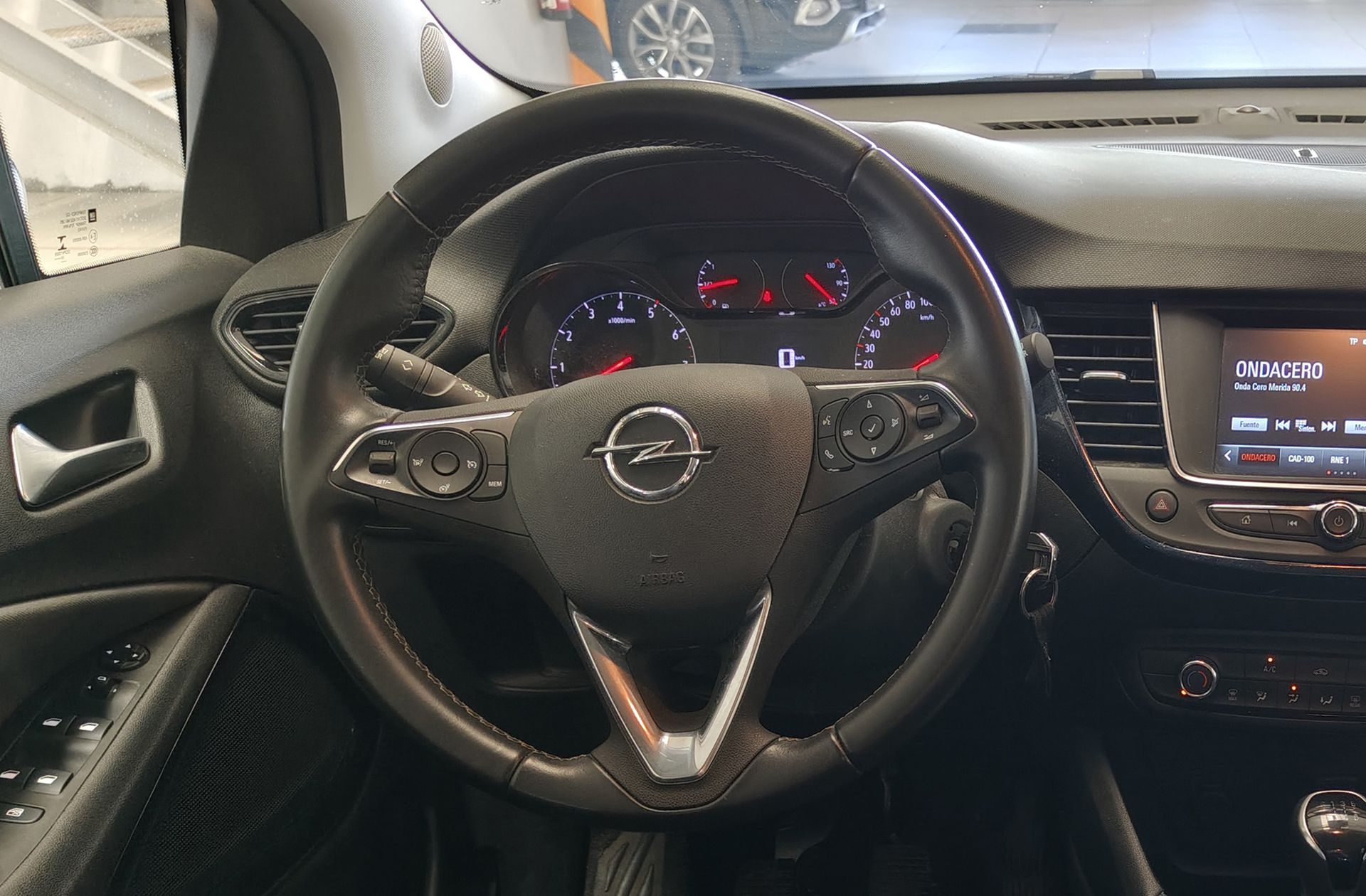 Opel Crossland 1.2 Design Line 120 Aniversario - foto 19