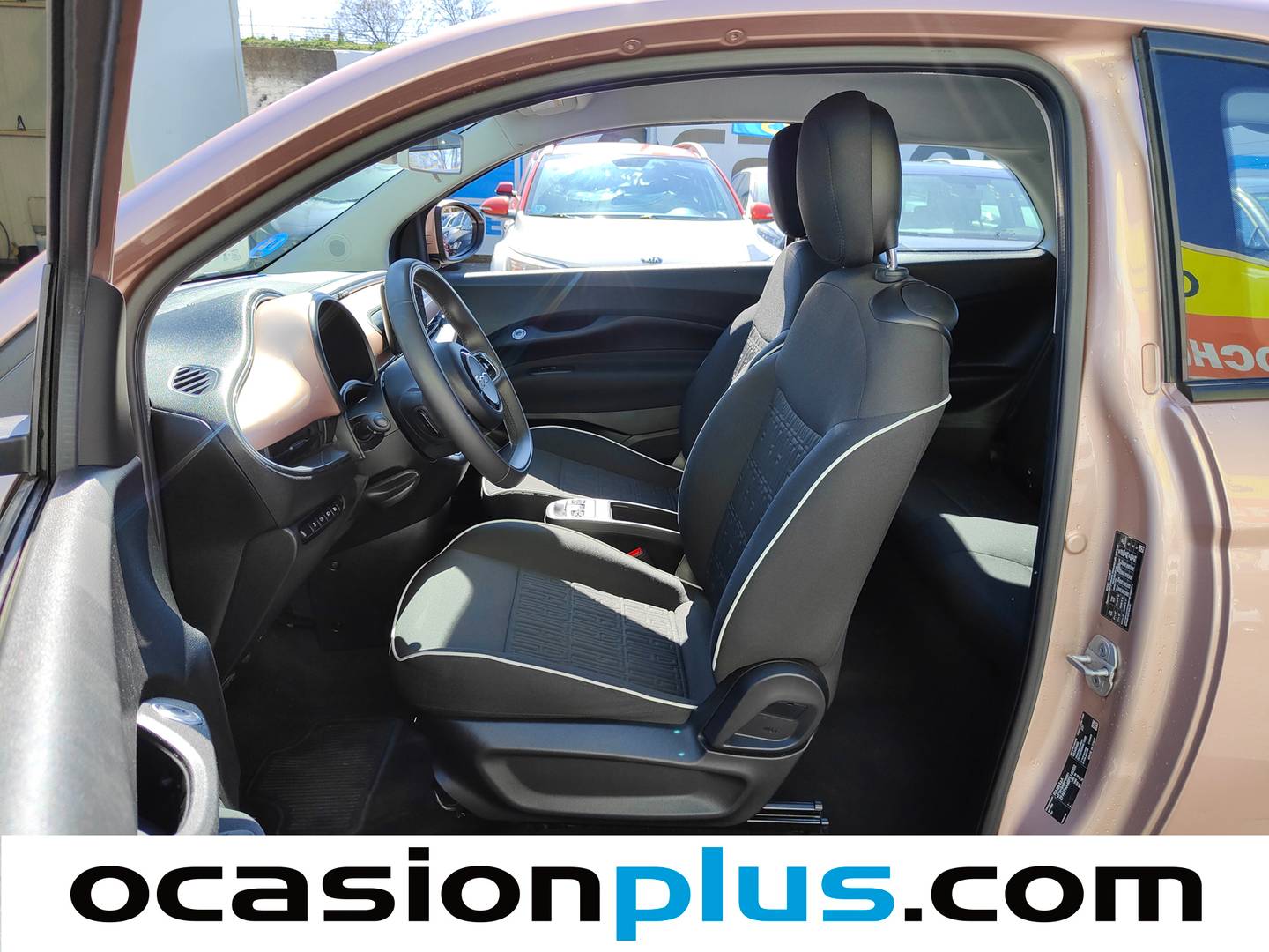 Foto asientos delanteros Fiat 500 Fiat 500 Electrico Electrico Monotrim 320km  (118 CV)