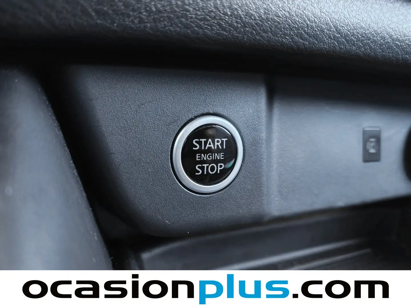 Foto Nissan QASHQAI Nissan Qashqai DIG-T 140 mHEV N-Connecta 4x2 (140 CV)