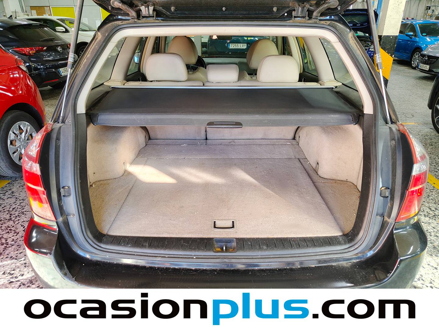 Fotos maletero Subaru Legacy Subaru Legacy SW 2.0 Diesel Limited Plus (150 CV)
