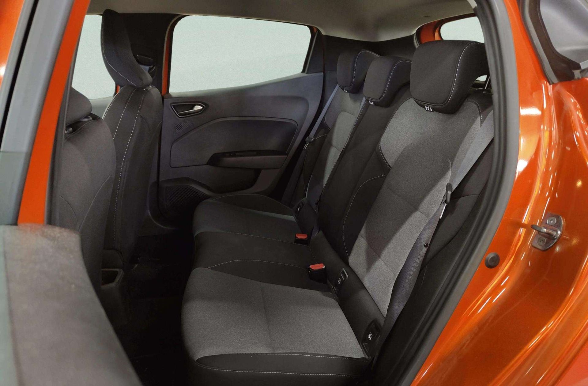 Renault Clio Evolution TCe - foto 12