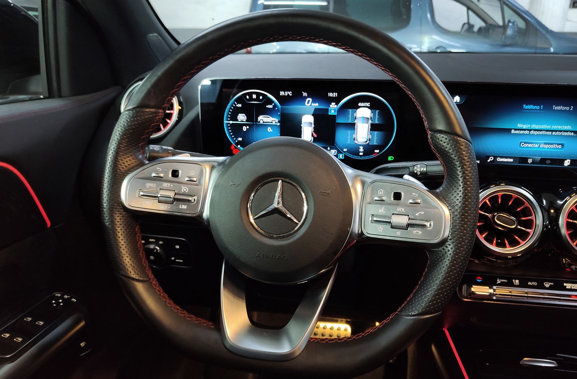 Mercedes-Benz GLA 220 d 4Matic Pack AMG - foto 25
