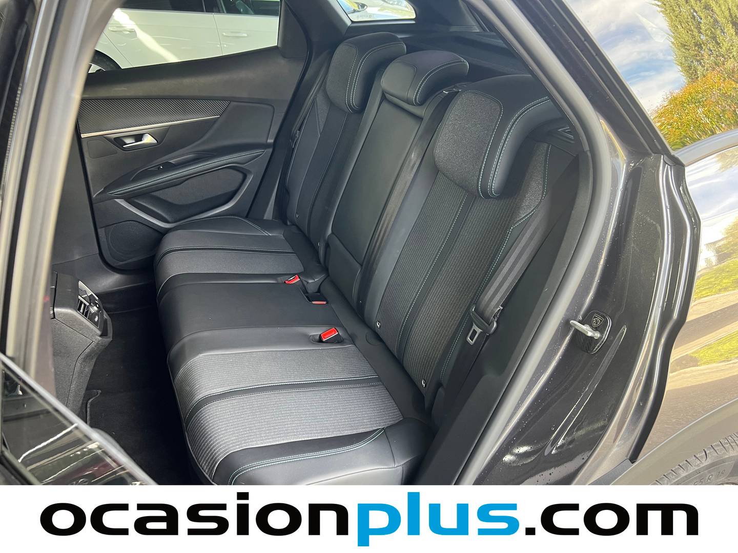 Foto Peugeot 3008 Peugeot 3008 BlueHDI 130 S&S Allure EAT8  (130 CV)