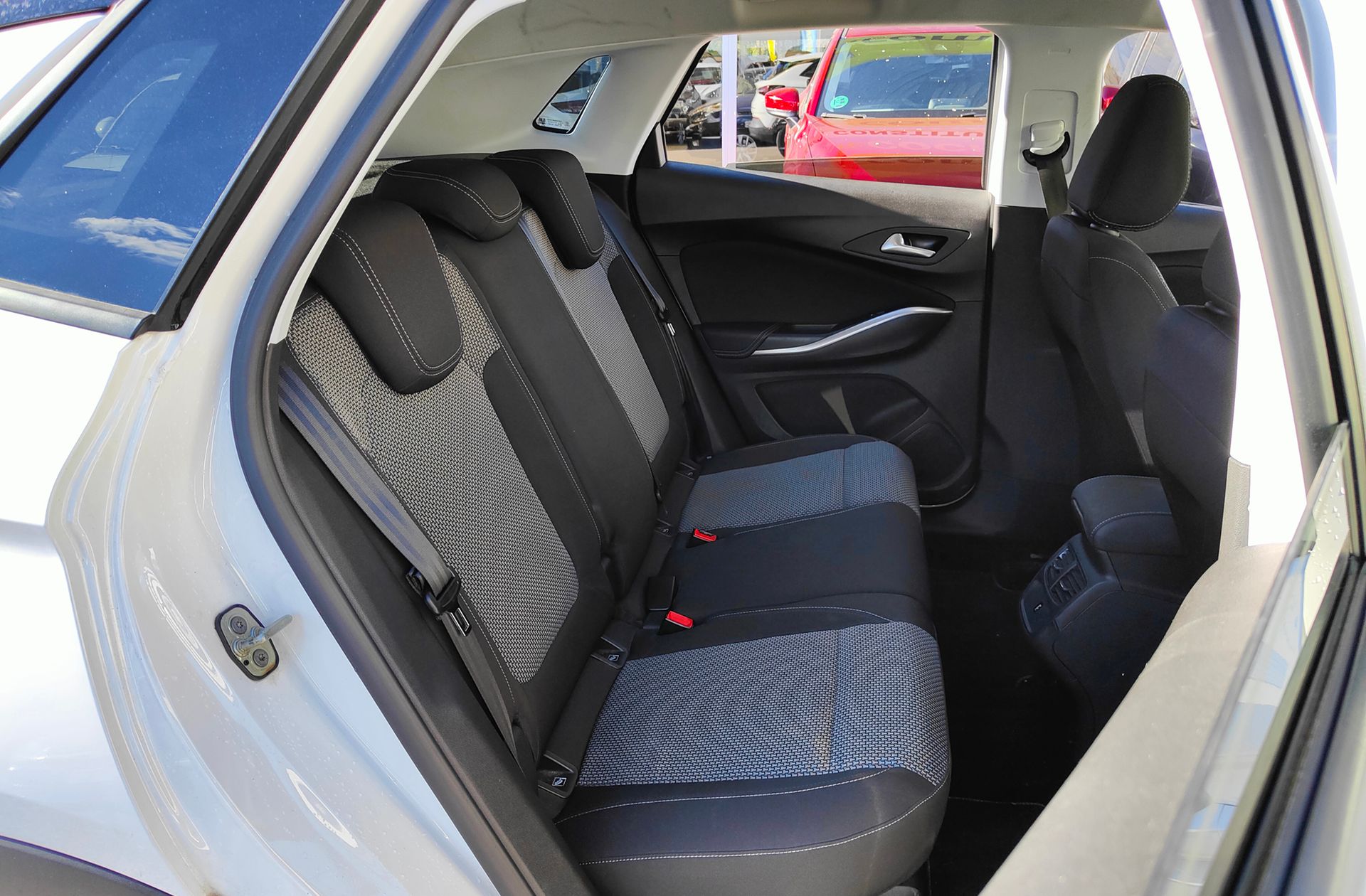 Opel Grandland 1.5 CDTi Selective - foto 15