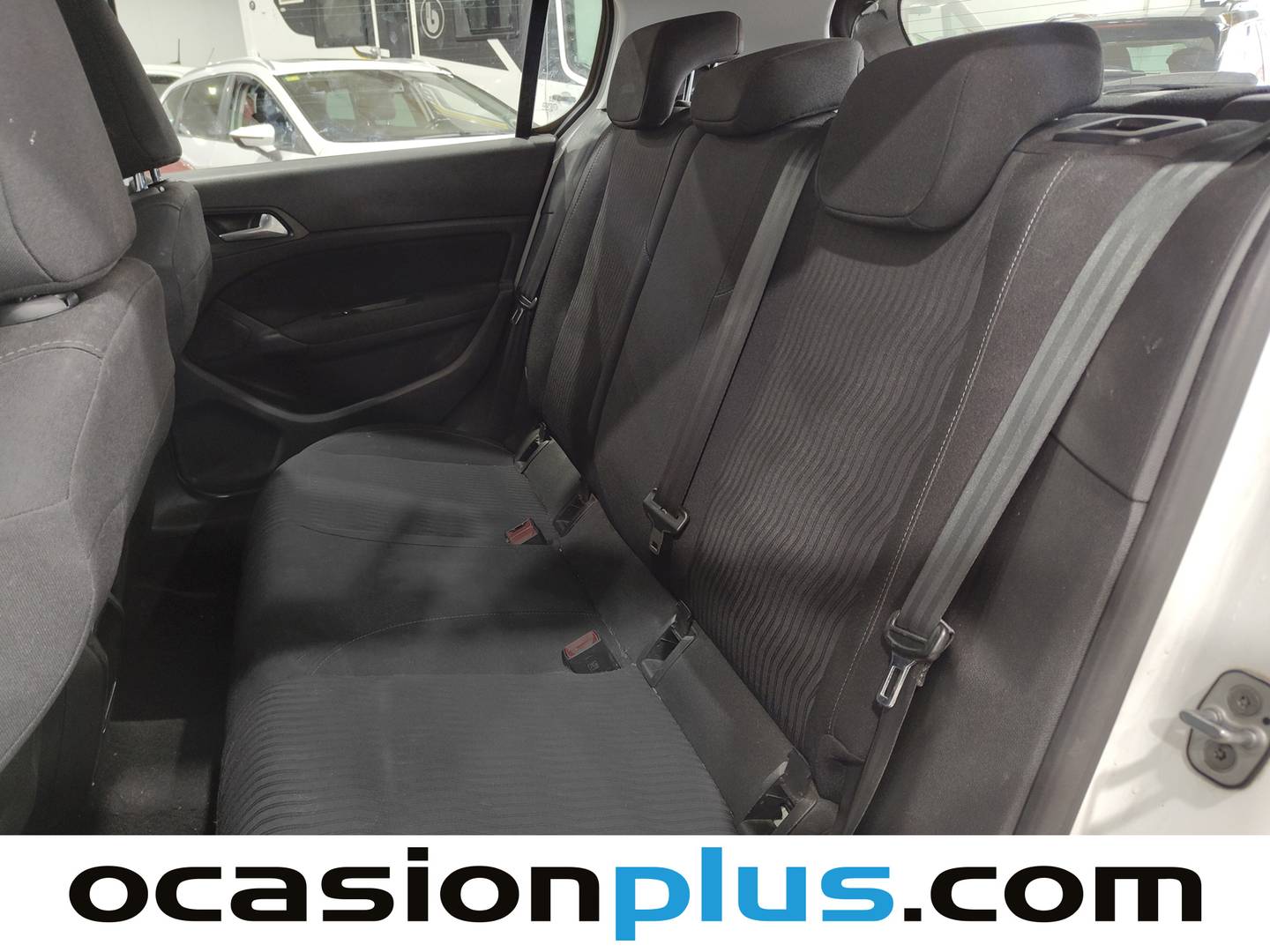 Foto asientos traseros Peugeot 308 Peugeot 308 PureTech 130 S&S Active (130 CV)