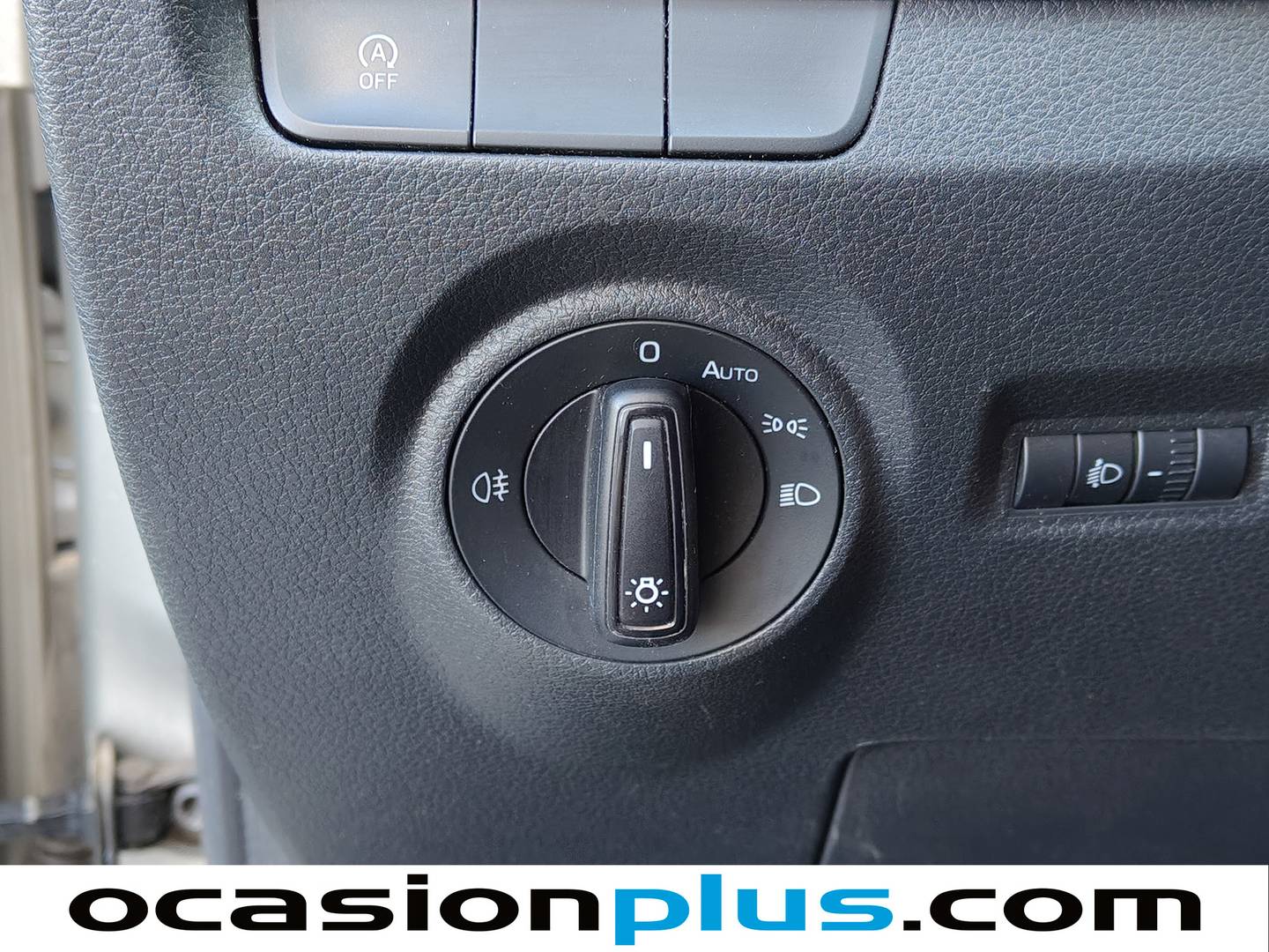 Extras y acabados del Skoda Fabia Skoda Fabia 1.0 MPI Business (75 CV)