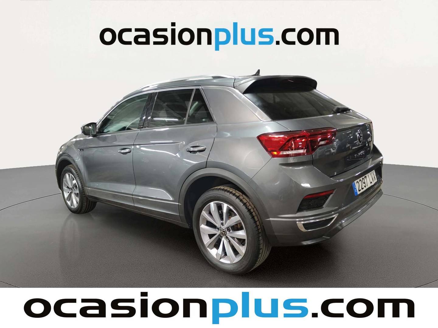 Foto trasera Volkswagen T-Roc Volkswagen T-Roc Advance R-Line 1.0 TSI (110 CV) R-Line 1.0 TSI 81 kW (110 CV) derecha