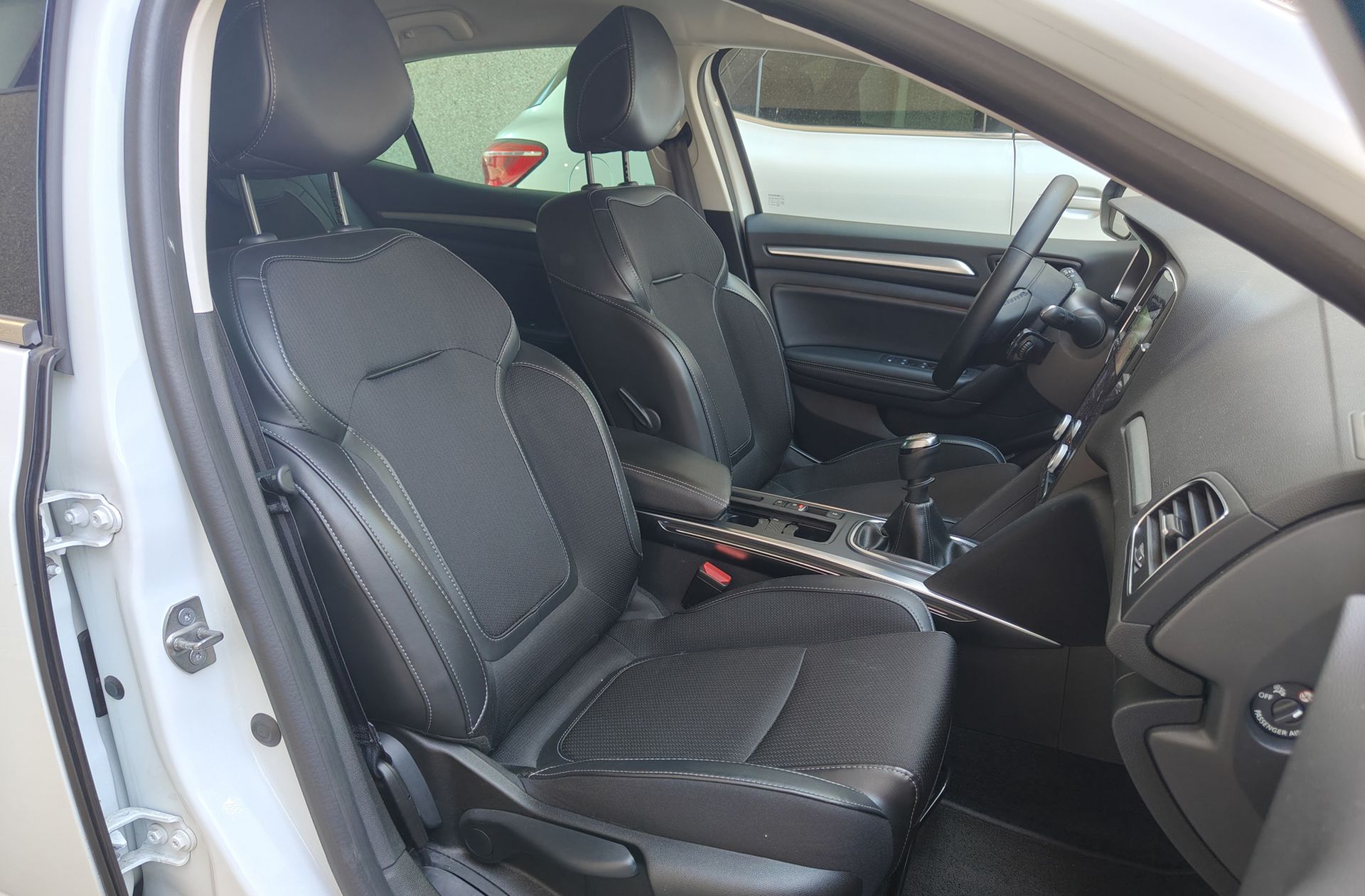 Renault Mégane Techno TCe GPF - foto 19