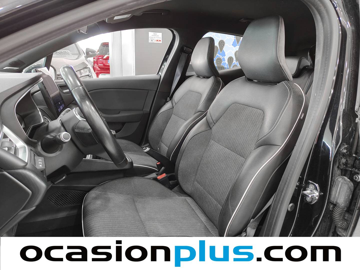 Foto asientos delanteros Renault Clio Renault Clio Zen TCe (100 CV)