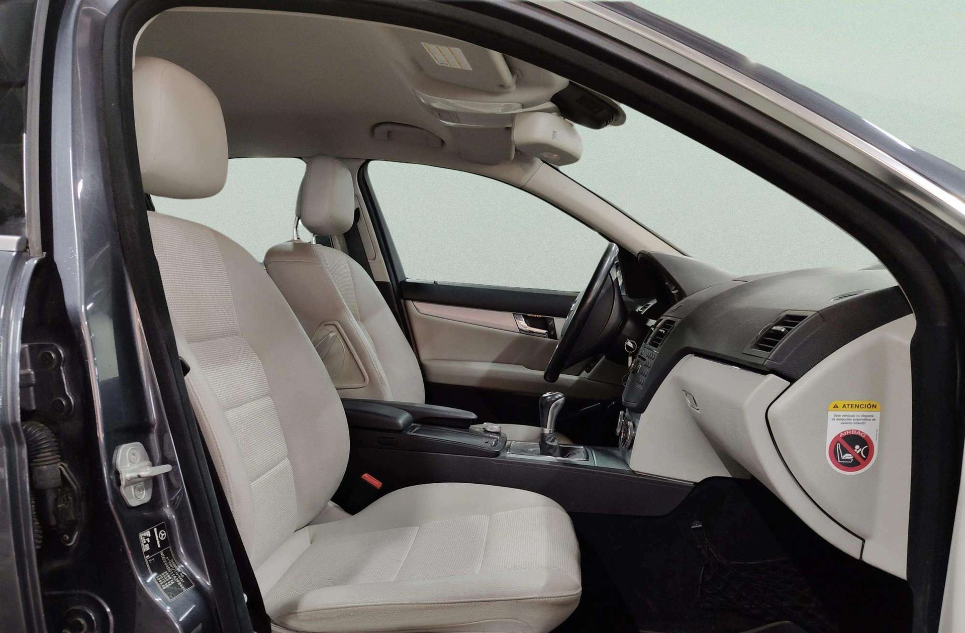 Mercedes-Benz Clase C 200 CDI Blue Efficiency Avantgarde - foto 16