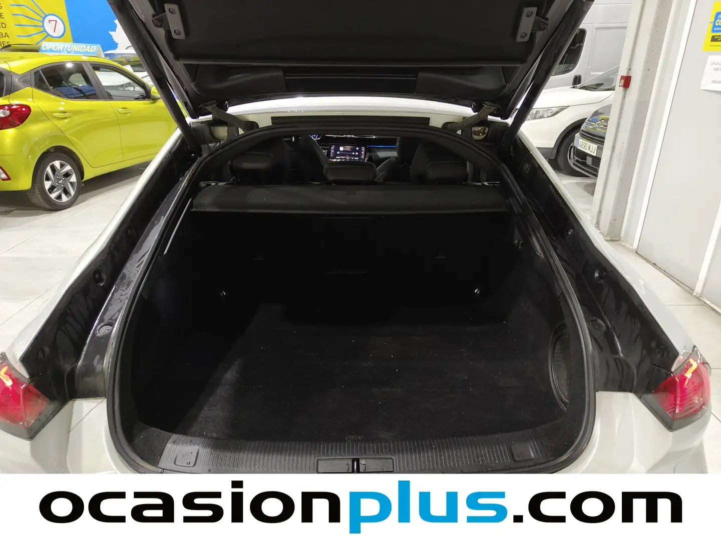 Foto Peugeot 508 Peugeot 508 BlueHDi 160 S&S GT Line EAT8  (160 CV)