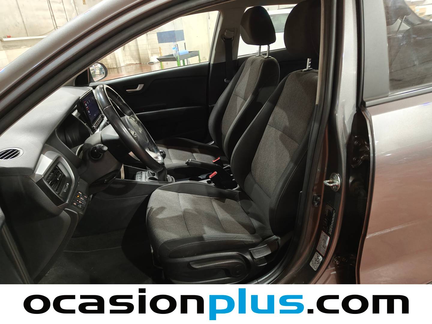 Foto asientos delanteros KIA Stonic KIA Stonic 1.2 DPi Concept (84 CV)