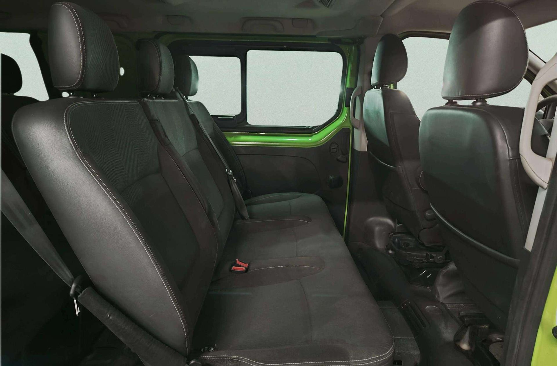 Renault Trafic dCi 125 Passenger Combi TT Largo Energy Ed. 8 plazas - foto 15
