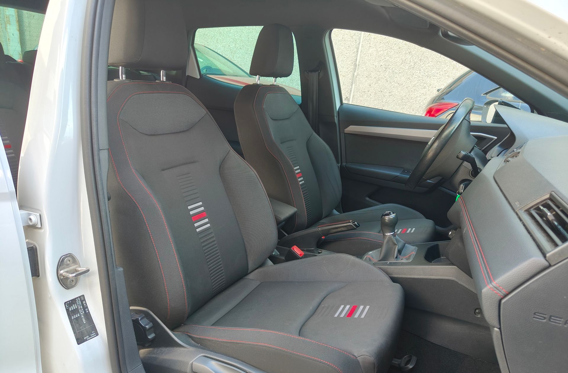 SEAT Ibiza 1.0 TSI FR Go - foto 19