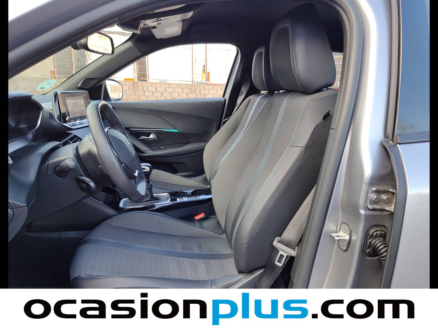 Foto asientos delanteros Peugeot 2008 Peugeot 2008 PureTech 100 S&S Allure (100 CV)