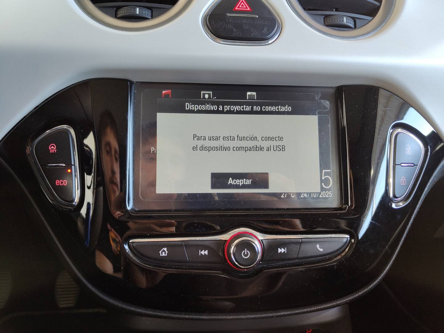 Foto Opel Adam Opel Adam 1.4 XEL Glam (87 CV)