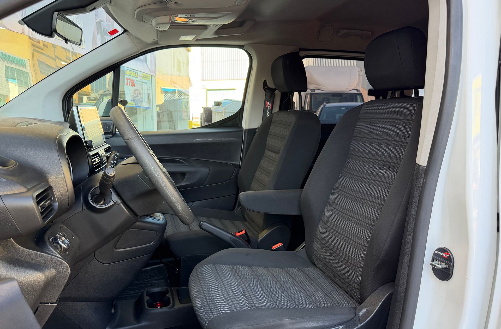 Opel Combo 1.5 TD Selective L - foto 10