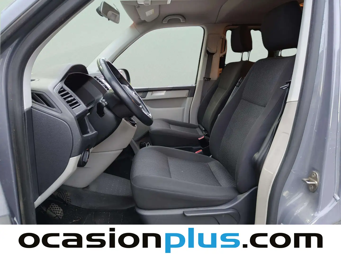 Foto Volkswagen Caravelle Volkswagen Caravelle Trendline Batalla Corta 2.0 TDI BMT (150 CV) 8 Plazas