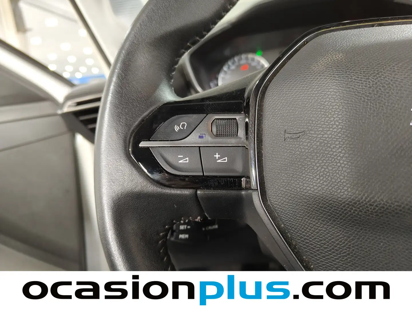 Foto Peugeot 208 Peugeot 208 PureTech 100 Allure (100 CV)