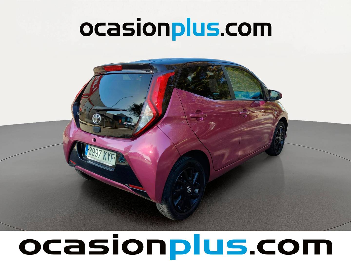 Foto trasera Toyota Aygo Toyota Aygo 1.0 70 x-play (72 CV) derecha