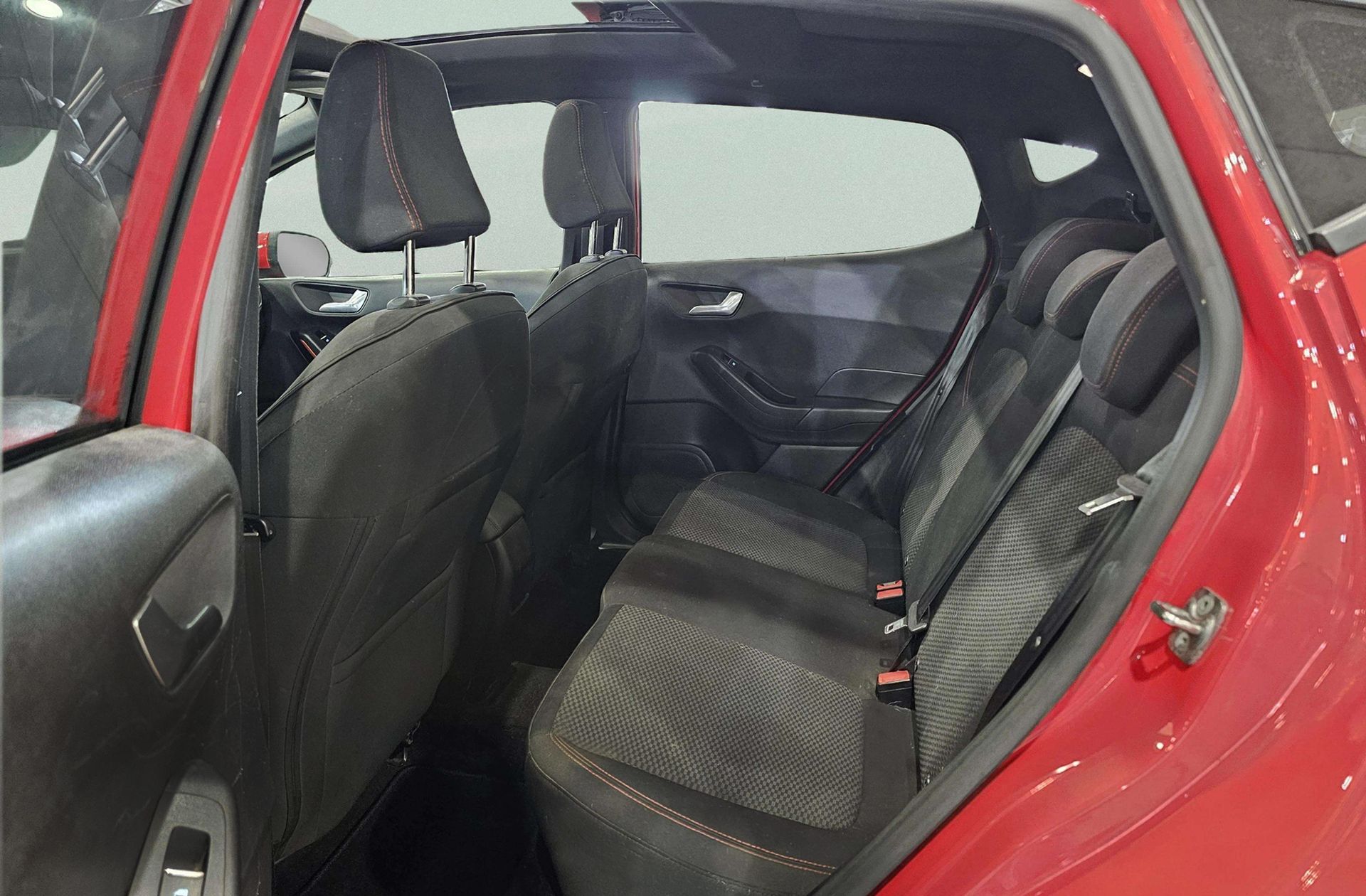 Ford Fiesta 1.0 EcoBoost ST-Line - foto 13