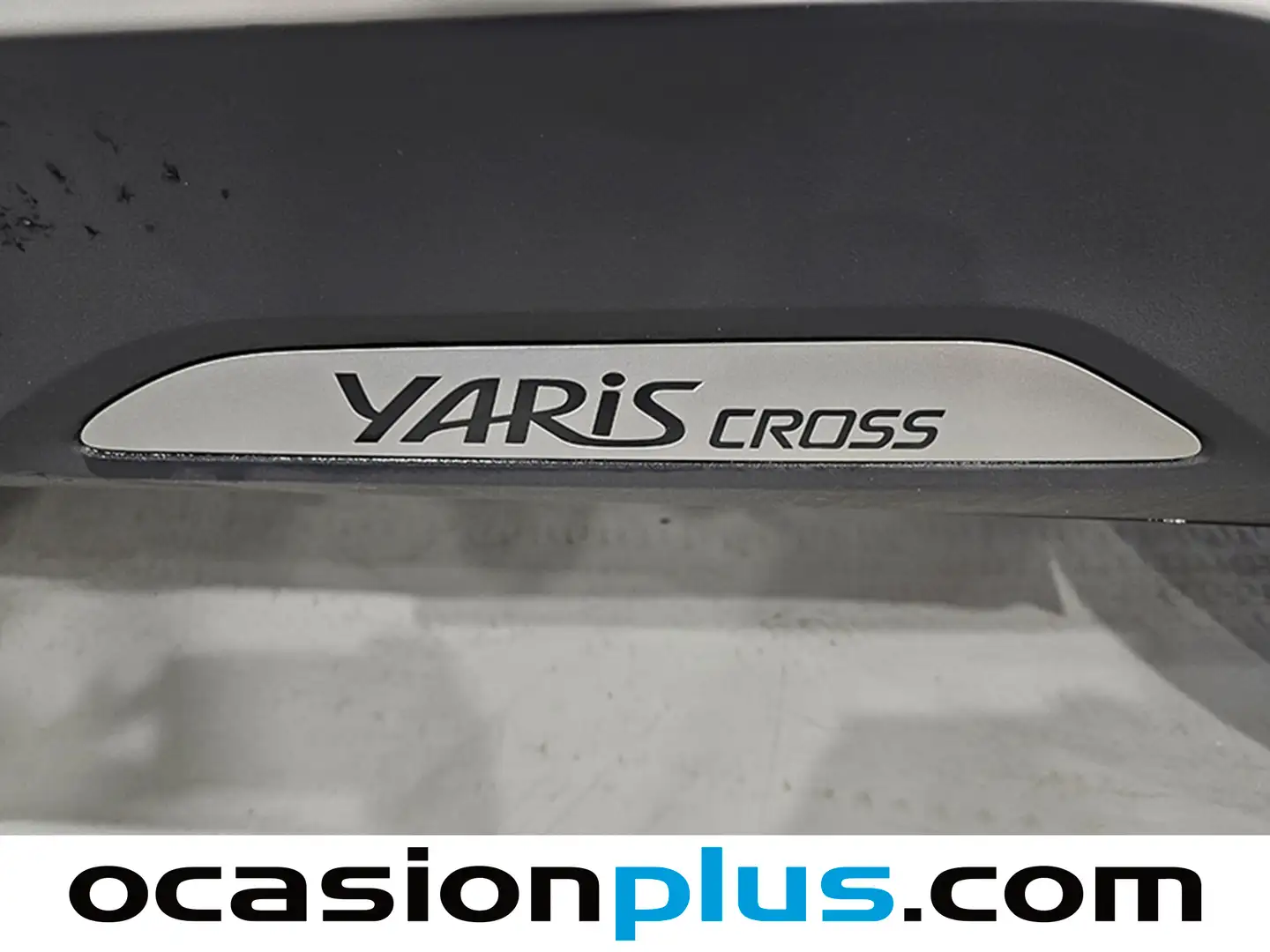 Foto Toyota Yaris Cross Toyota Yaris Cross 120H Business Plus (116 CV)