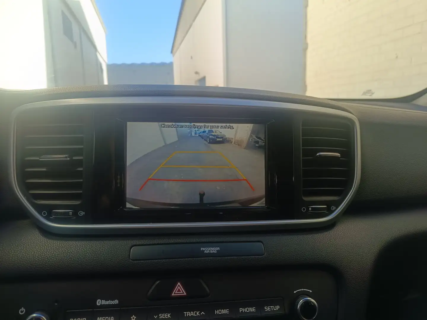 Foto KIA Sportage Kia Sportage 1.6 MHEV Concept 4x2 (115 CV)