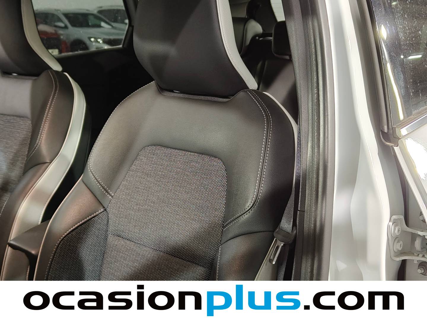 Extras y acabados del Mitsubishi ASX Mitsubishi ASX 130T MHEV Kaiteki  (140 CV)