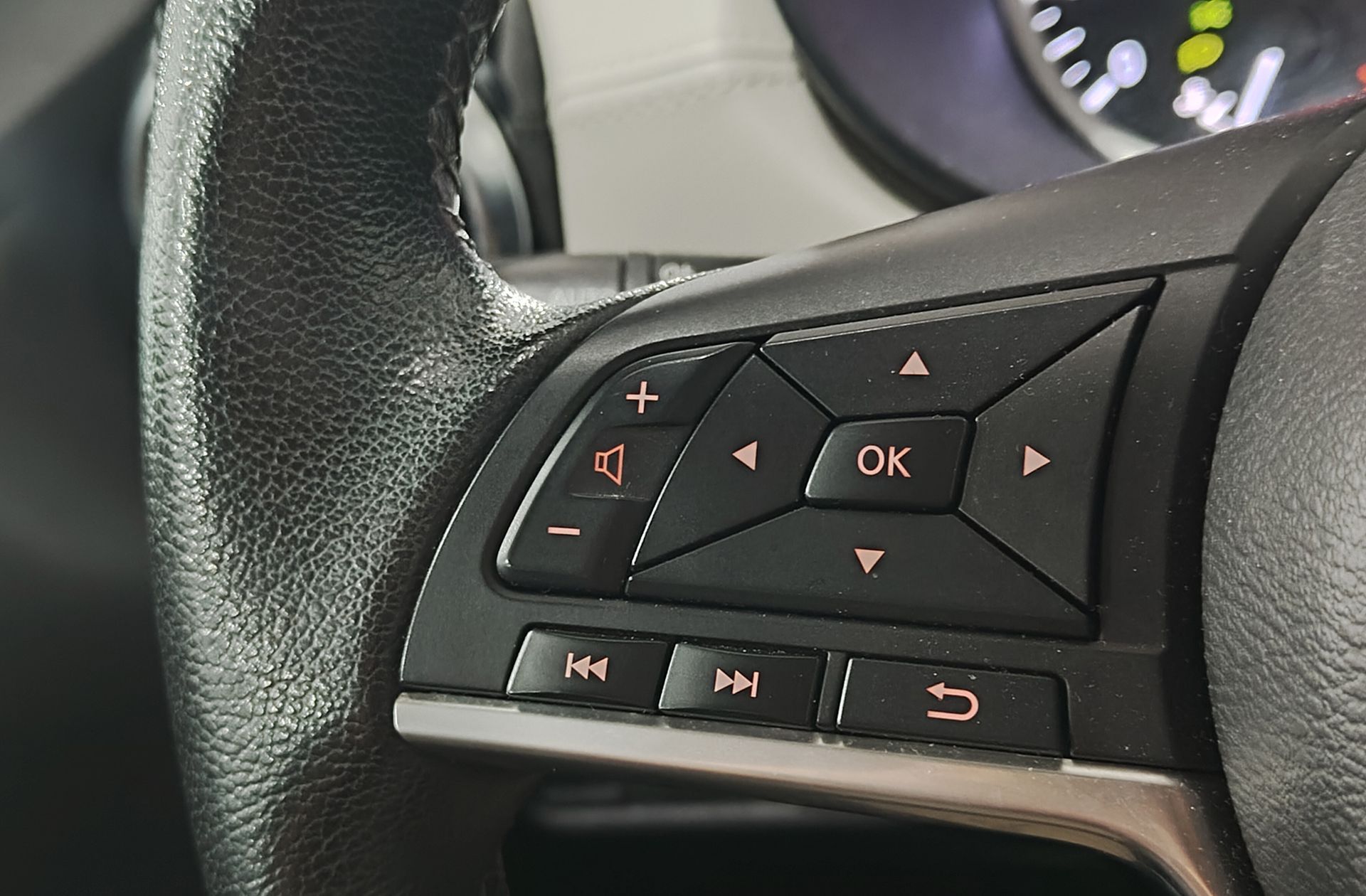 Nissan Micra IG-T N-Connecta CVT - foto 22