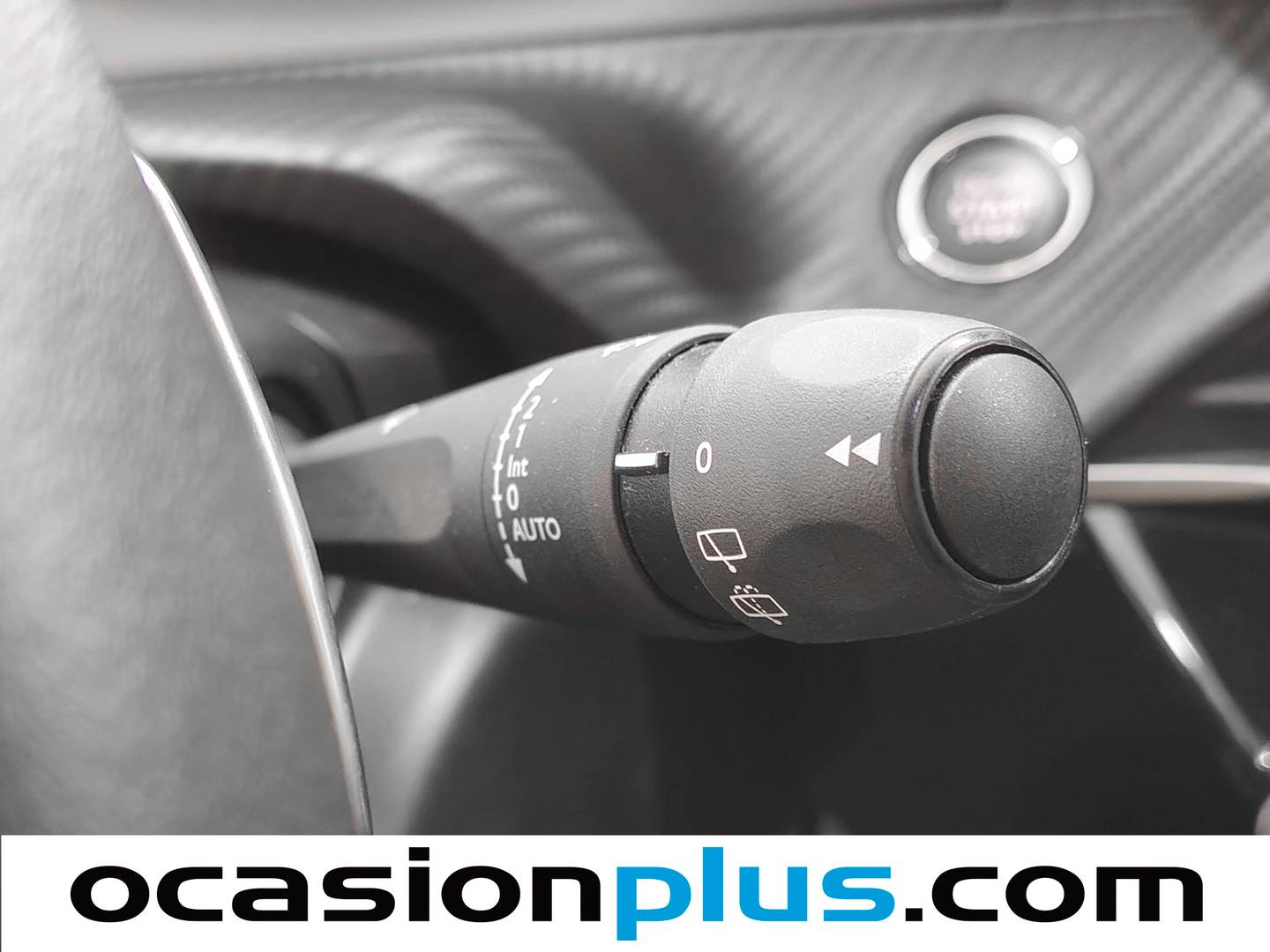 Peugeot 2008 Peugeot 2008 Allure Hybrid eDCS6 (145 CV) km 0