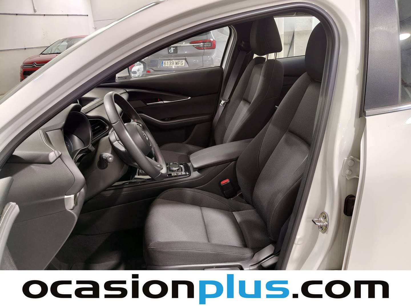 Foto asientos delanteros Mazda CX-30 Mazda CX-30 e-SKY G MHEV Prime-line (140 CV)