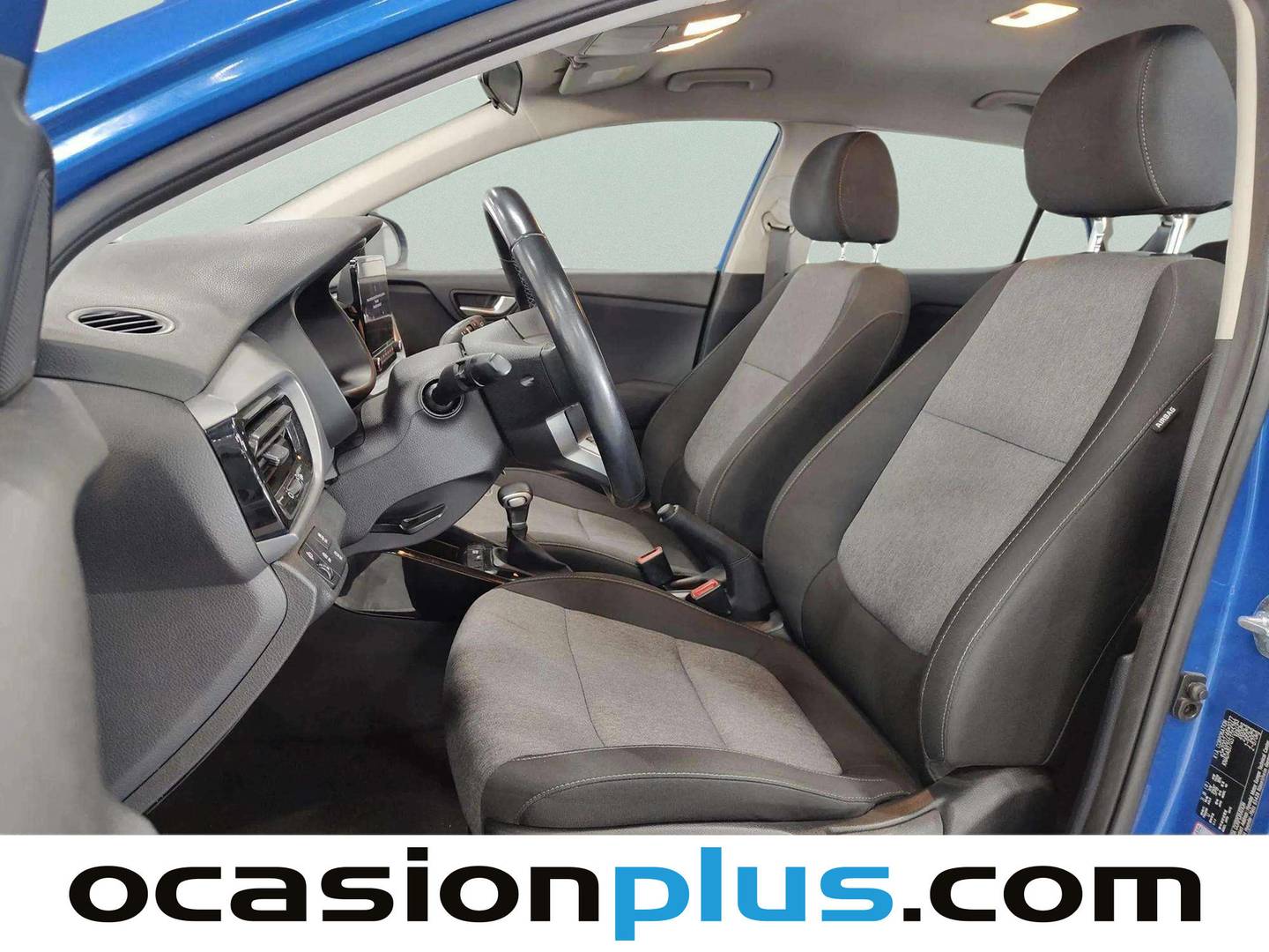 Foto asientos delanteros KIA Stonic KIA Stonic 1.0 T-GDi Drive (100 CV)