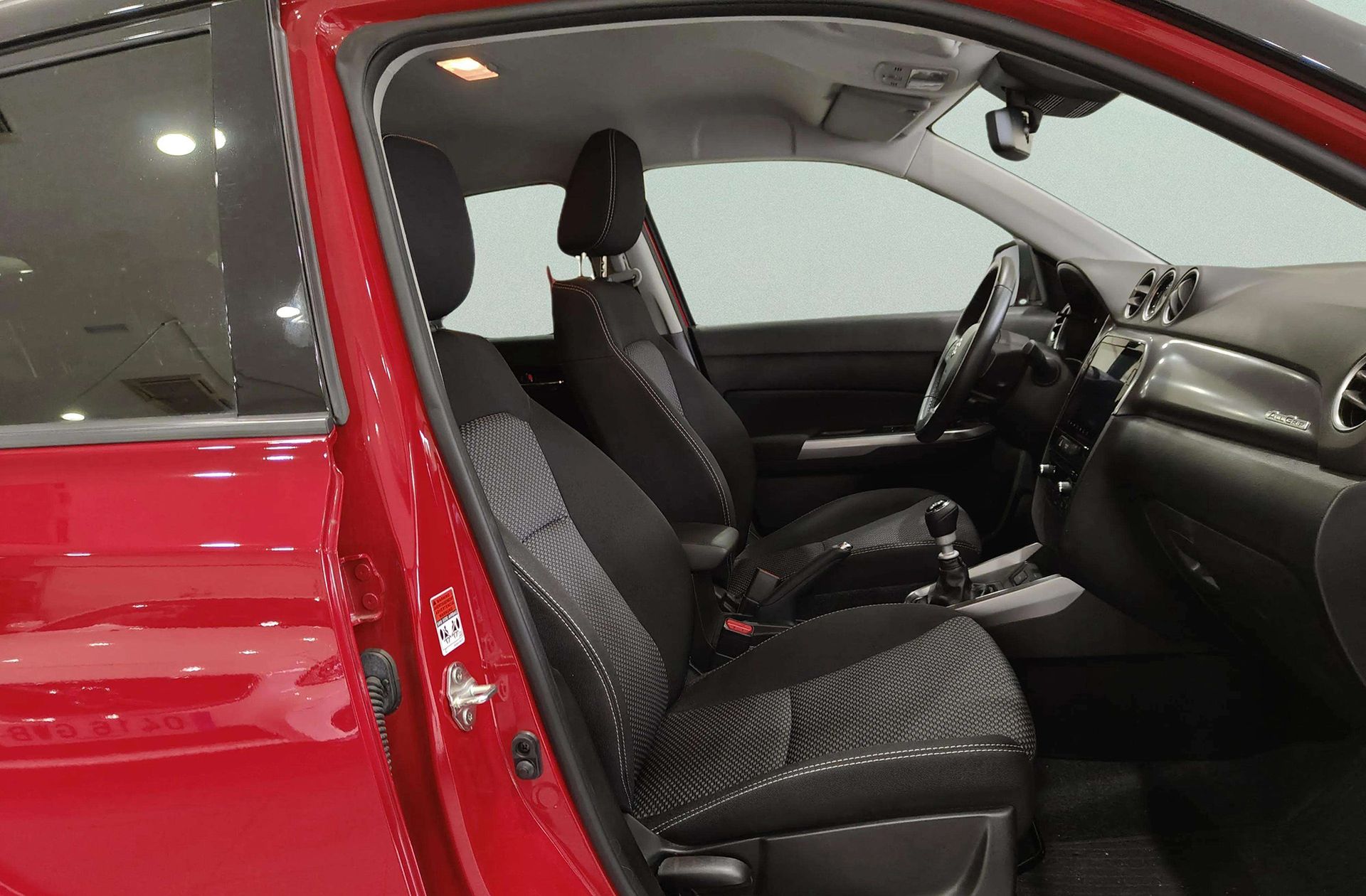 Suzuki Vitara 1.4 T Mild Hybrid S2 4WD - foto 21