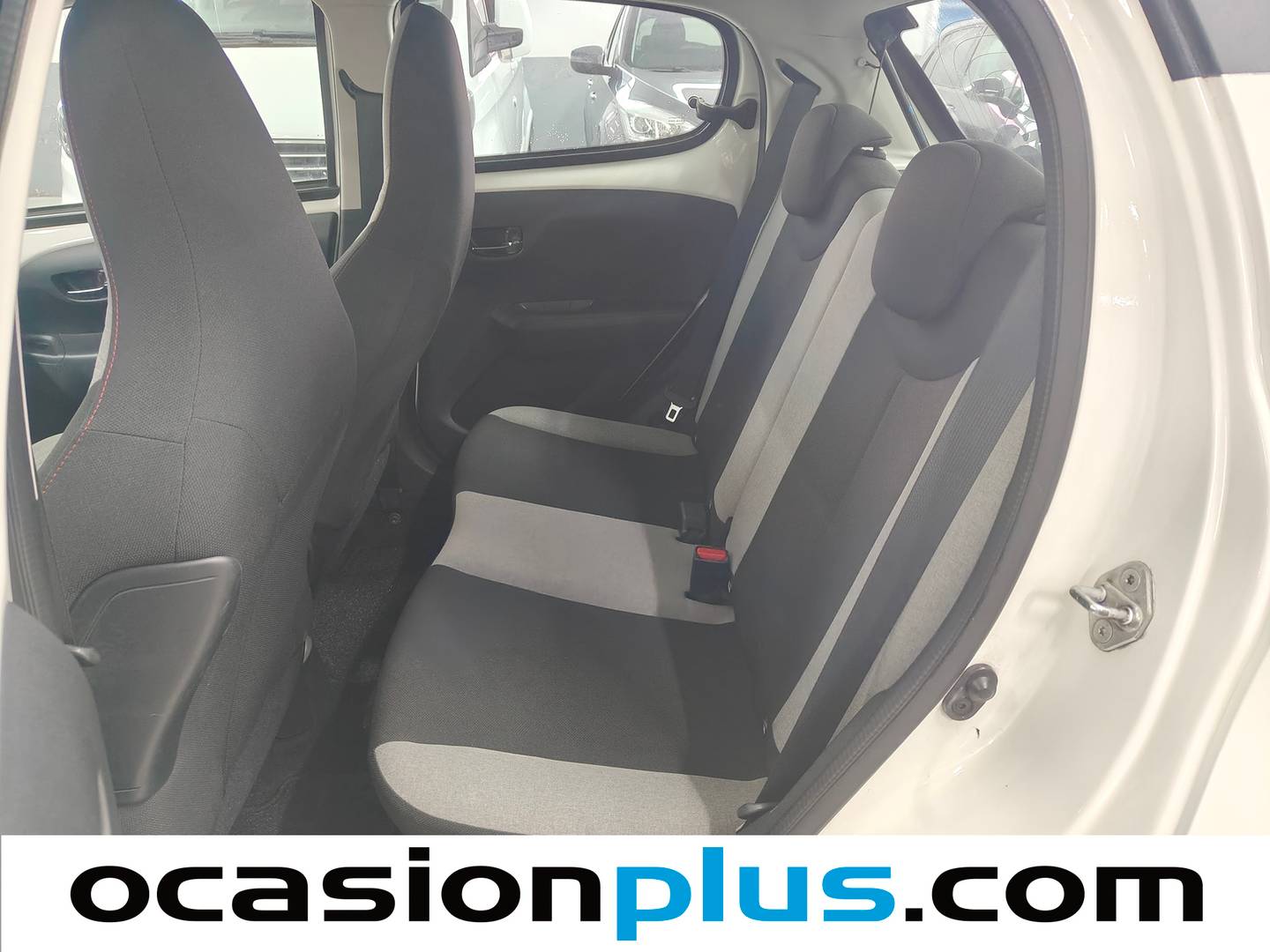 Foto asientos traseros Citroën C1 Citroën C1 PureTech 82 City Edition (82 CV)