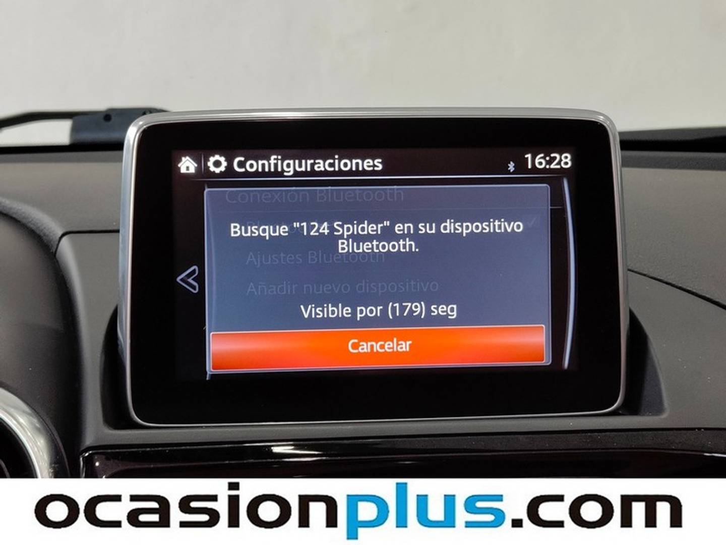 Foto Fiat 124 Spider Fiat 124 Spider 1.4 Multiair Cabrio Lusso (140 CV)