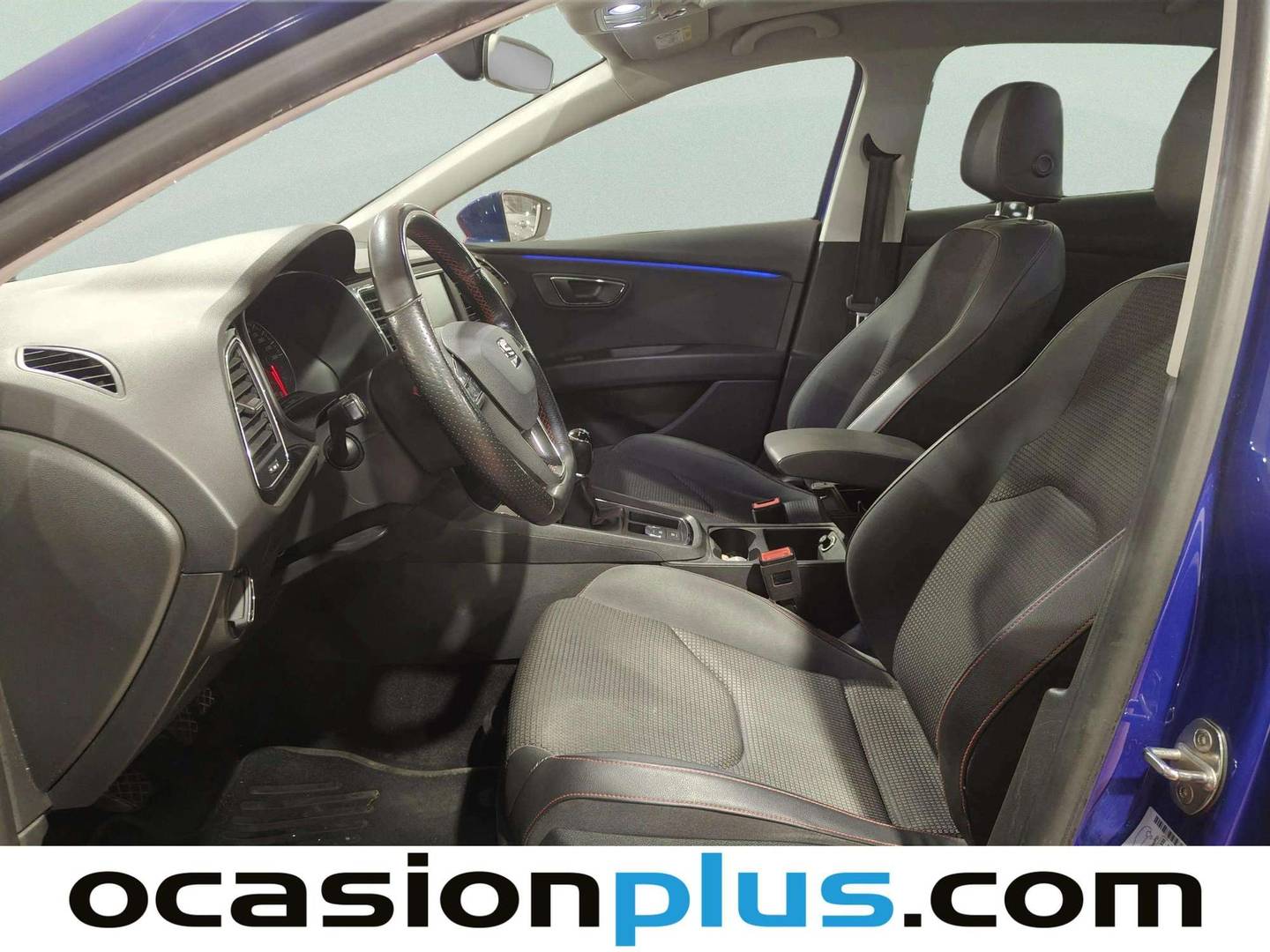 Foto asientos delanteros Seat León Seat León 1.4 TSI S&S ACT FR Plus (150 CV)