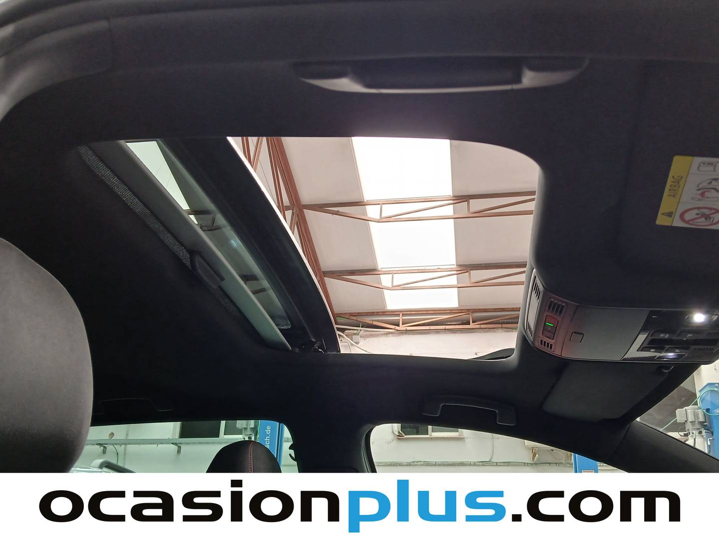 Extras y acabados del Volkswagen Golf Volkswagen Golf GTI Performance 2.0 TSI (245 CV) DSG